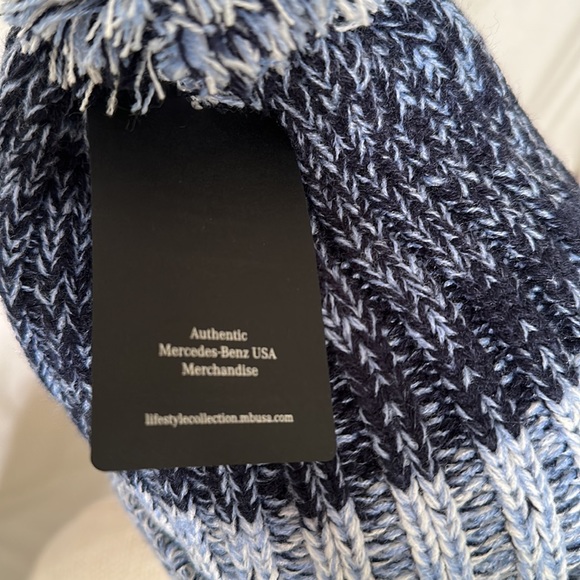 Mercedes-Benz USA Authentic - Picture 5 of 8